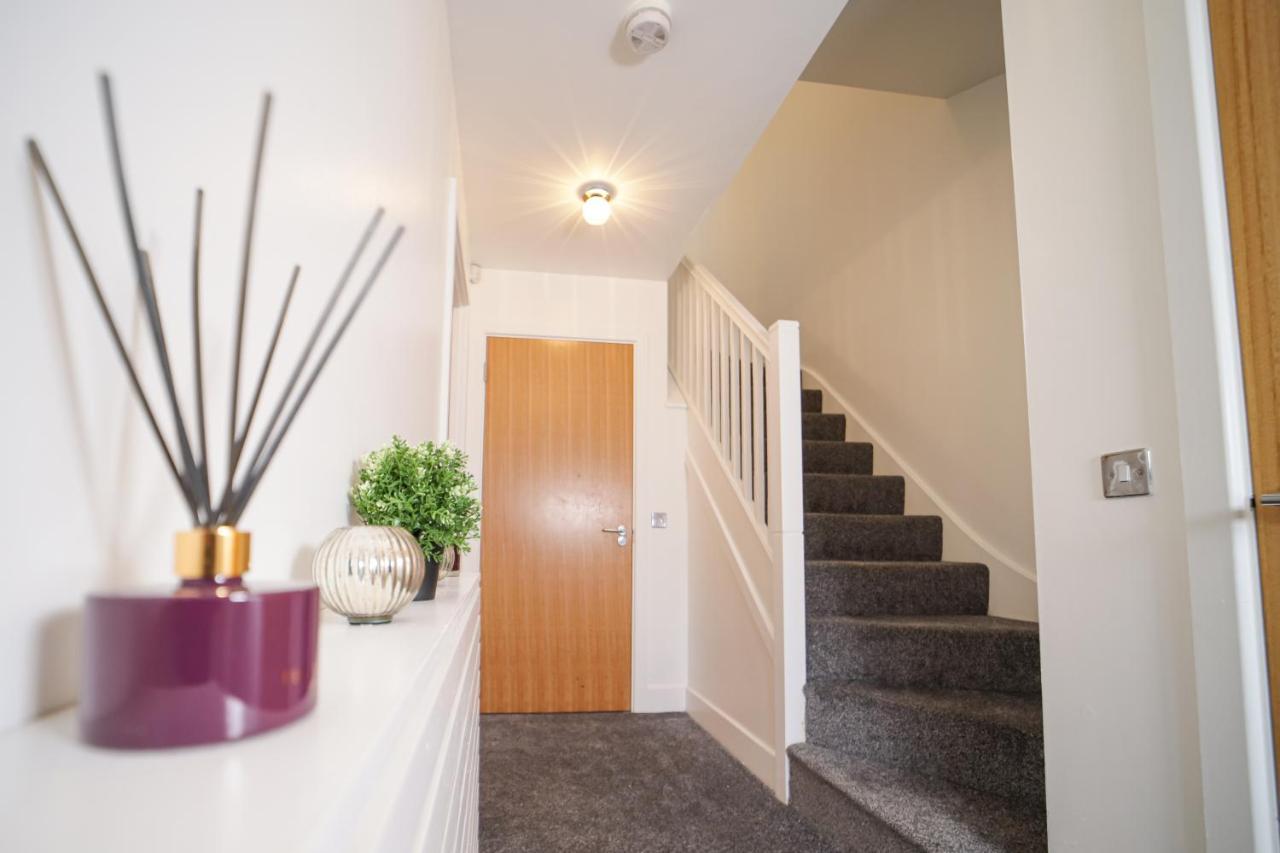 3 Bedroom House In Birmingham City Centre - Sleeps 6 المظهر الخارجي الصورة